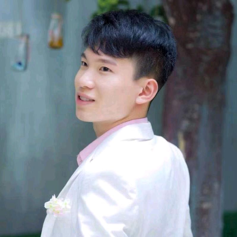 卖门窗的小男孩儿