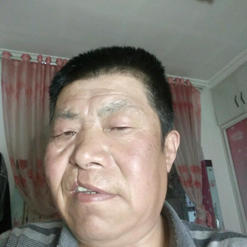 郭君
