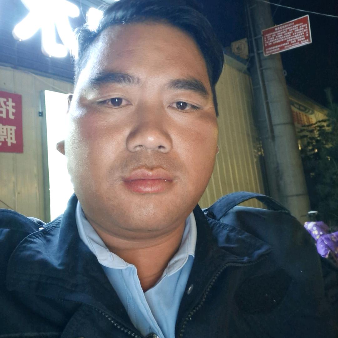 金昭地考场小郭教练