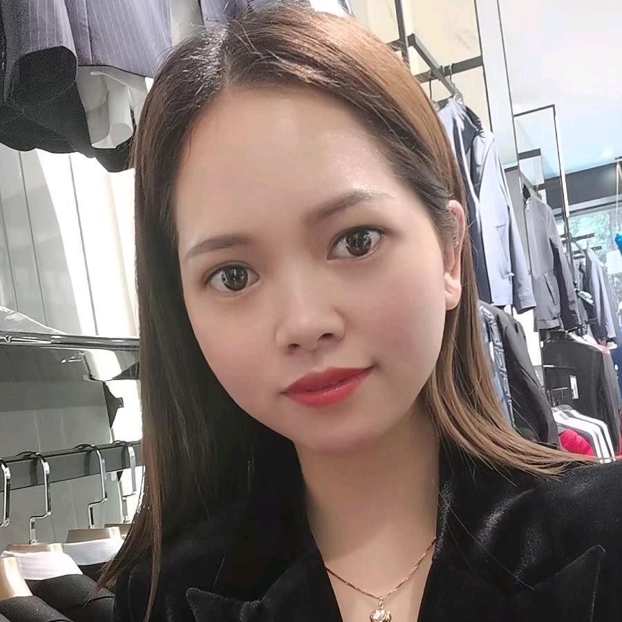你好，我叫珍珍