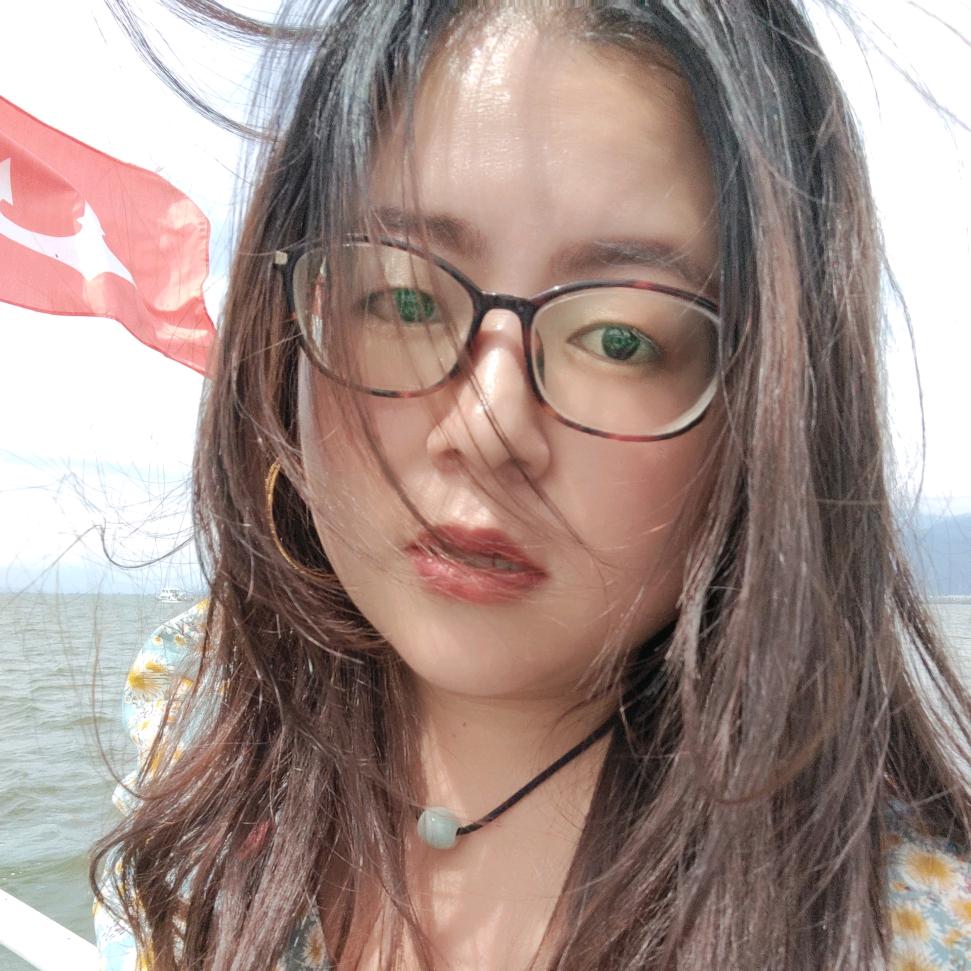 阿蕊吃喝玩乐