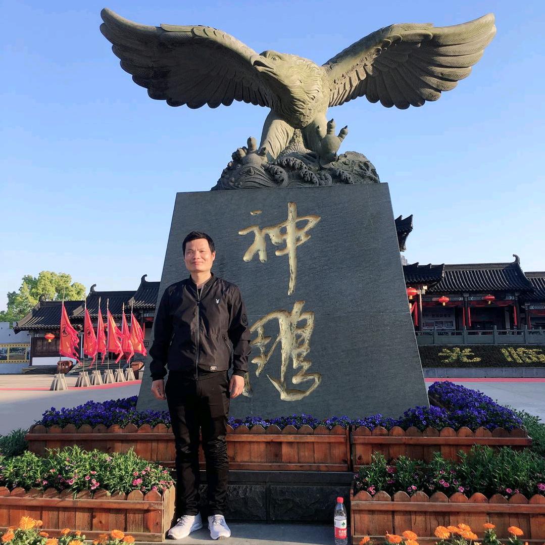河南小小鹰