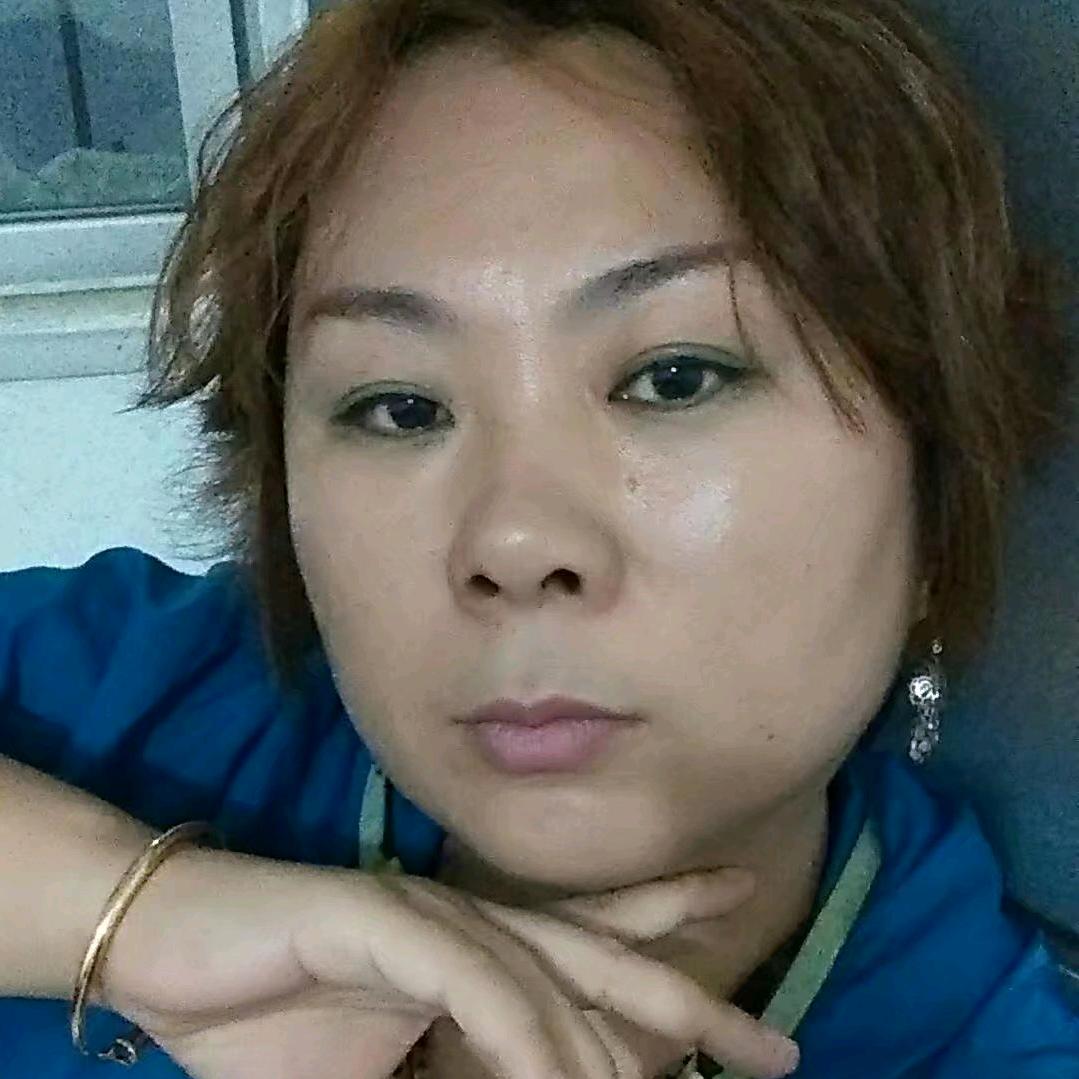 美彤