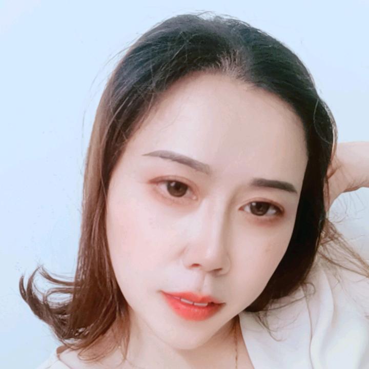陈少英