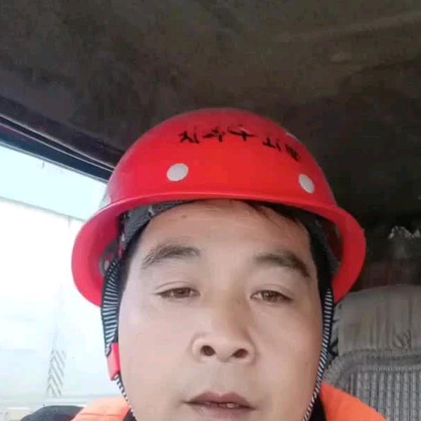 拉货司机老刘