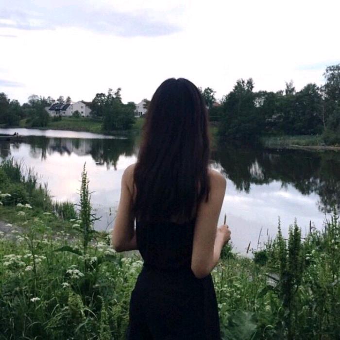 斑斑斓斓头像