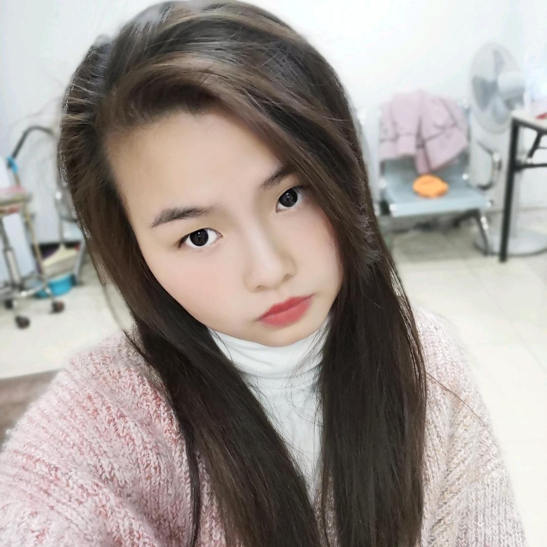 林小希。
