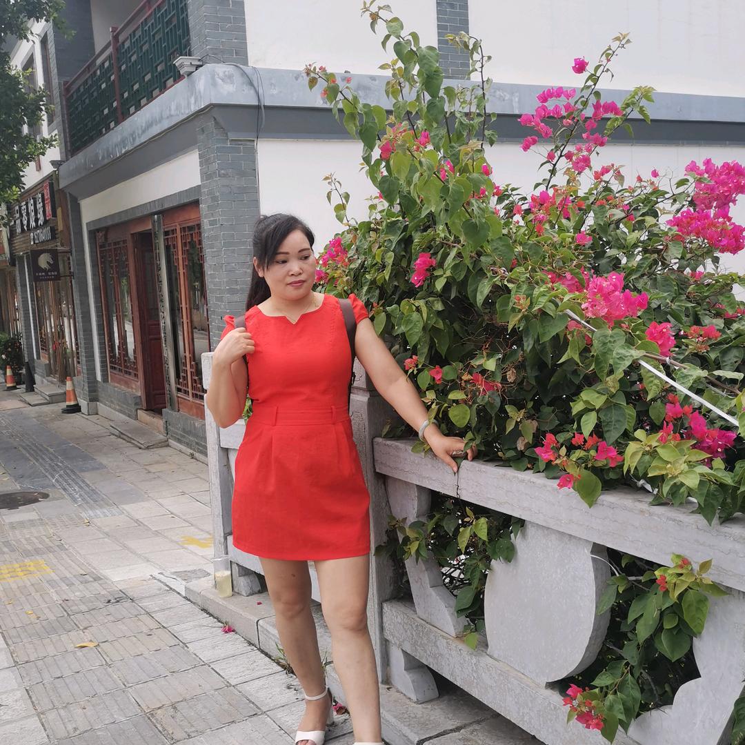 红颜如玉（斌鑫妈妈）