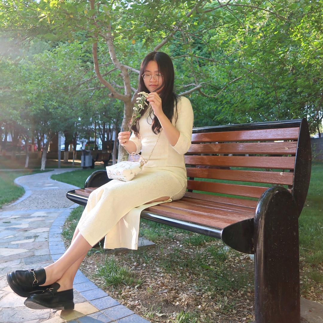 莉莉莉莉丝