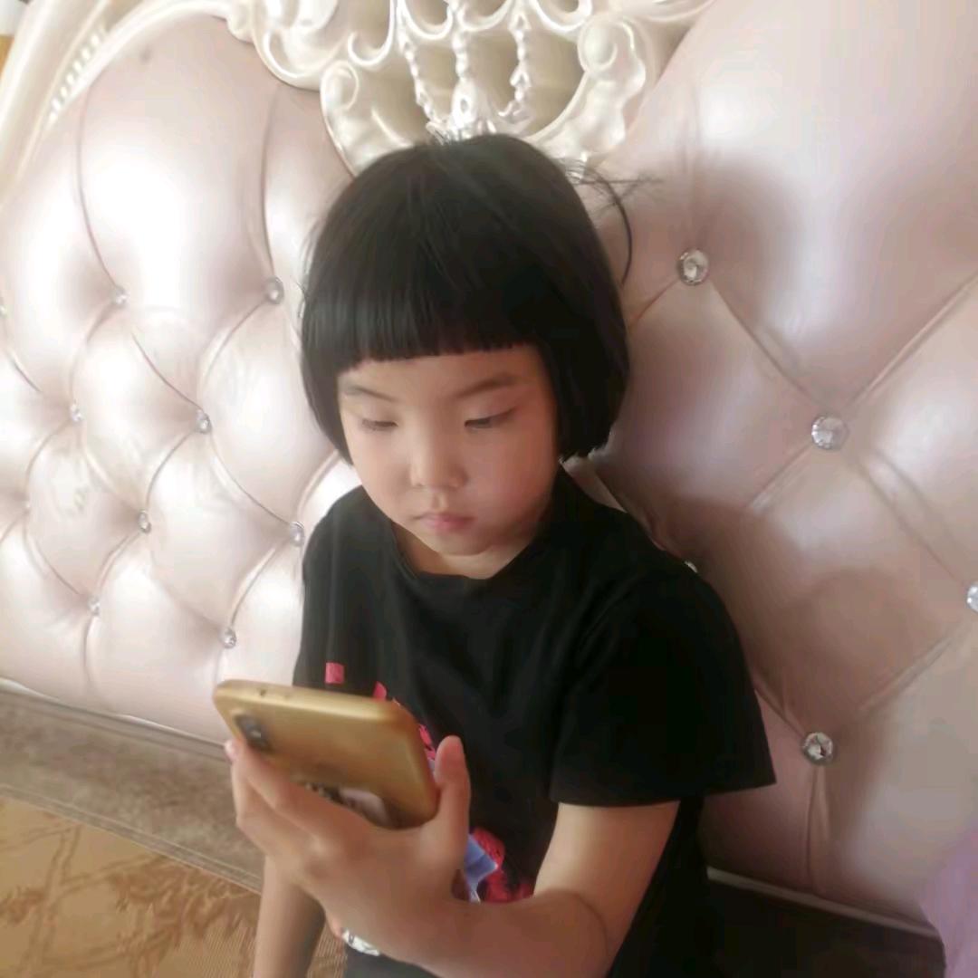 胥佳羽