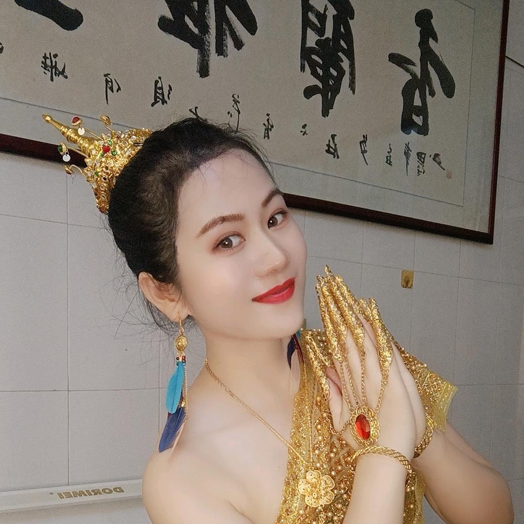 潮丽