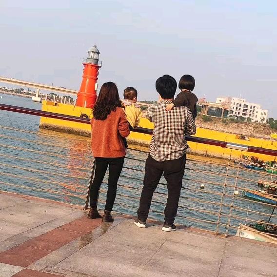 俊成纸箱