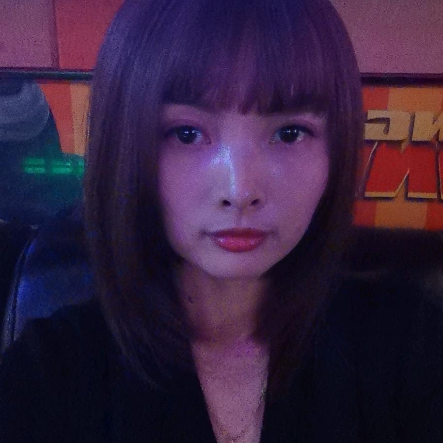 彤彤