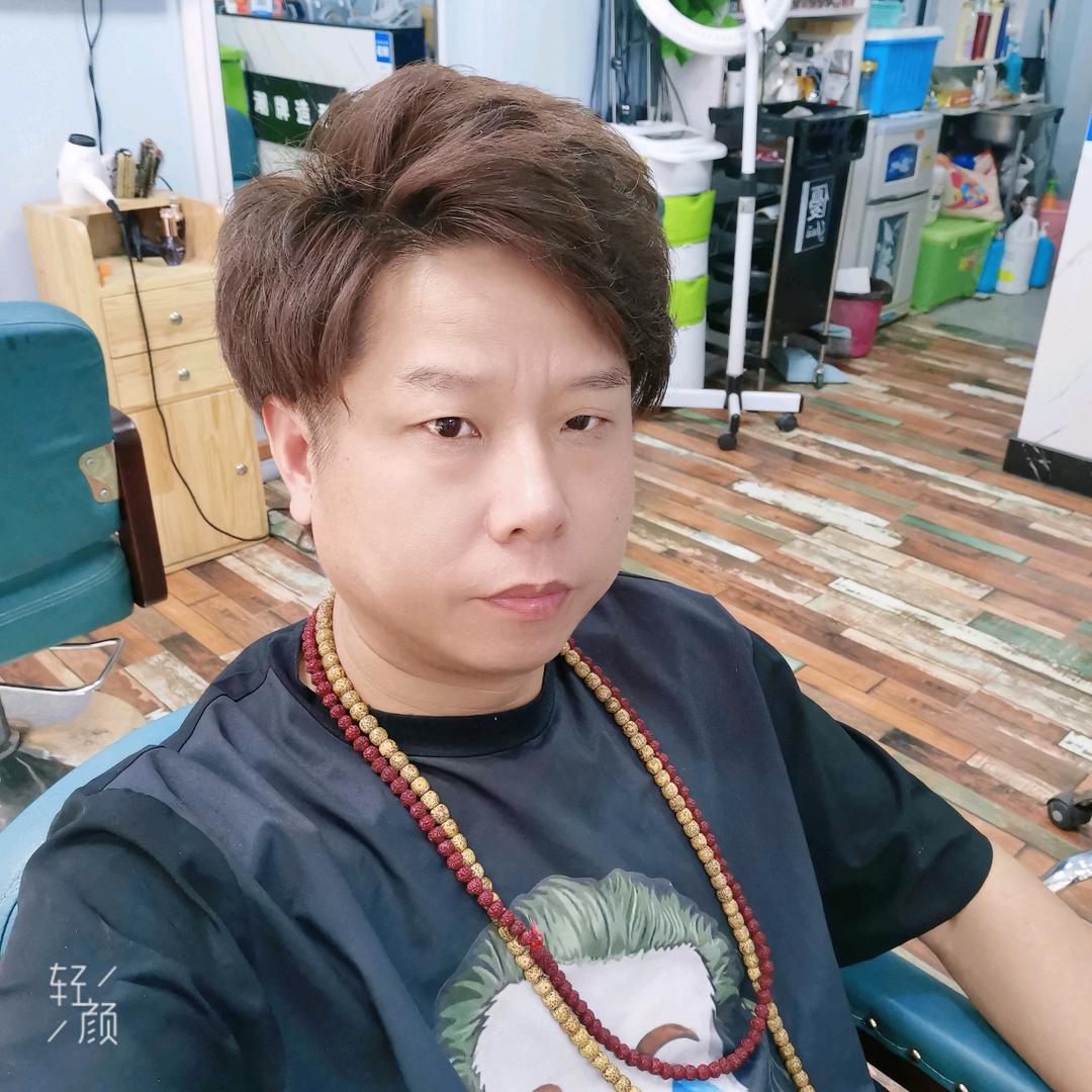 黄陂泡桐-免打理烫发（网红店）