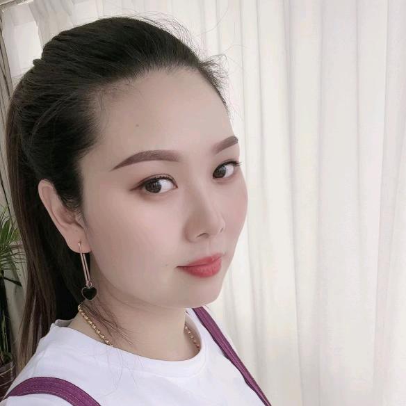 下车丹丹鞋服城