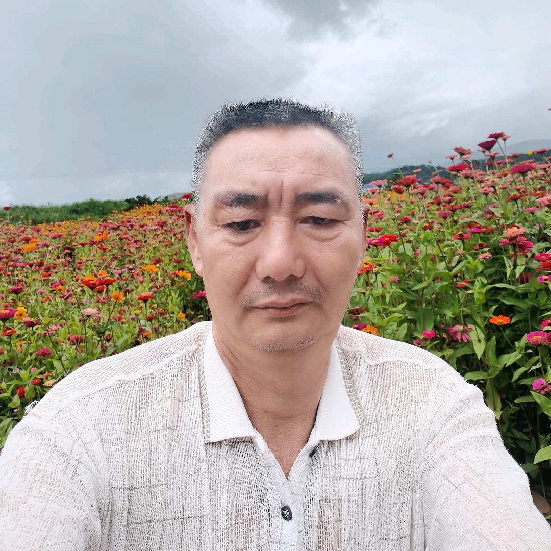 李建荣