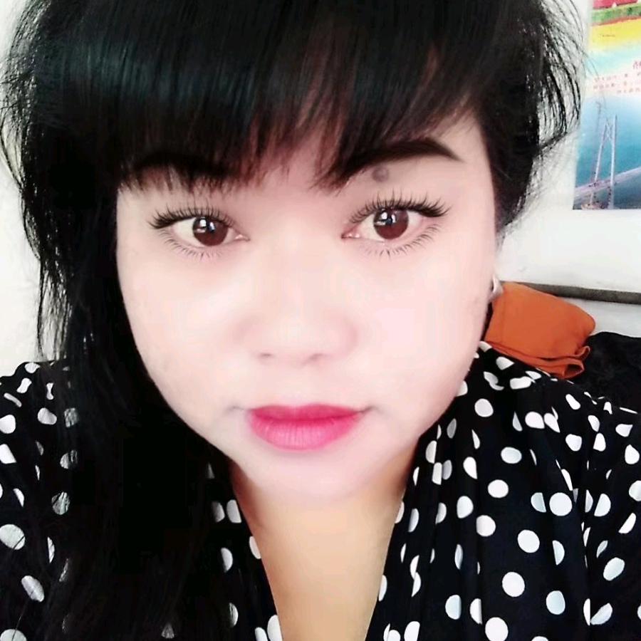 云南好地方一生平安，开心女孩