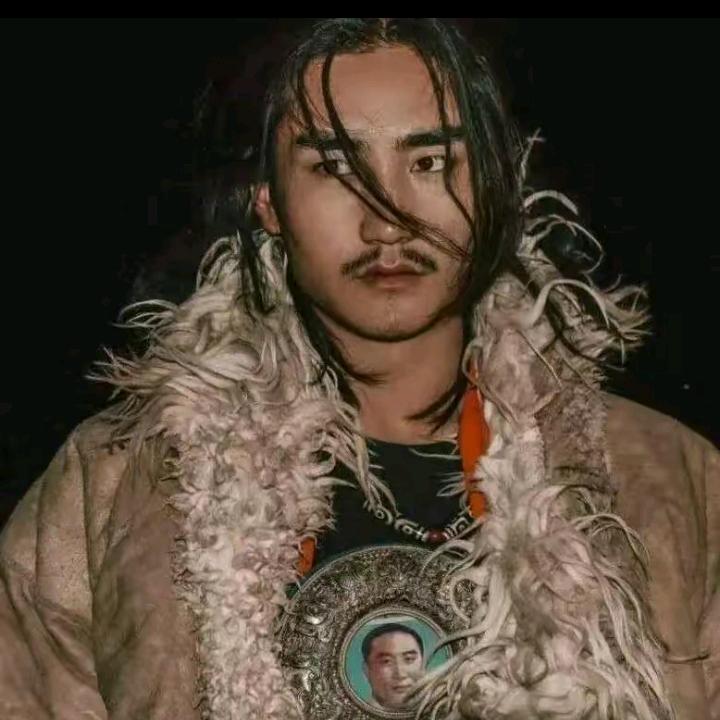 ༄༅༼ལས་དབང་།༽