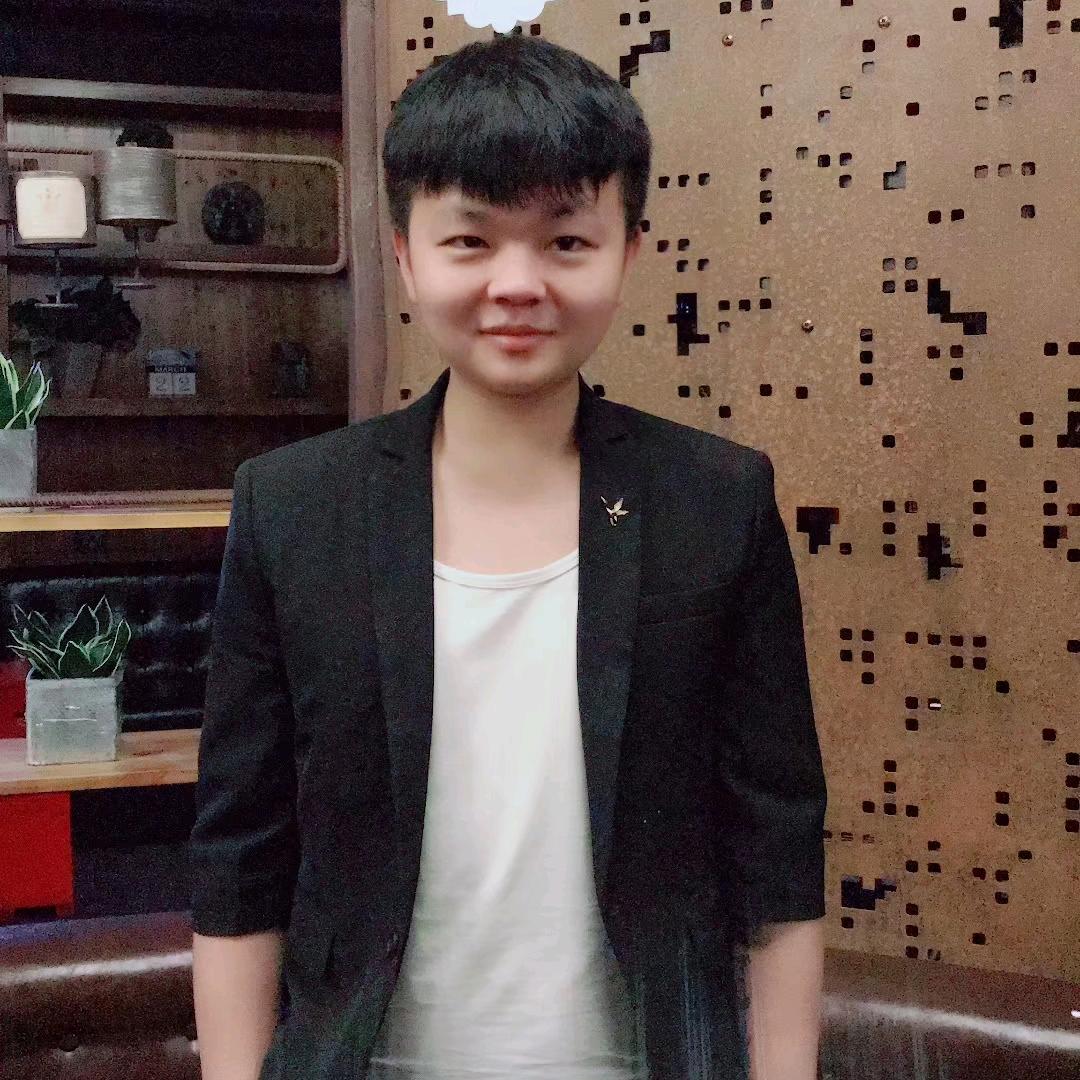 周扣扣~