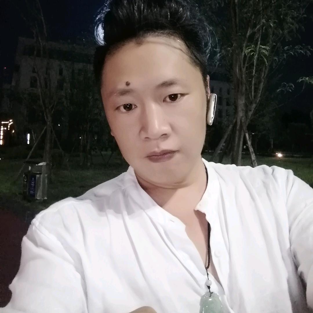 @设计师～老李