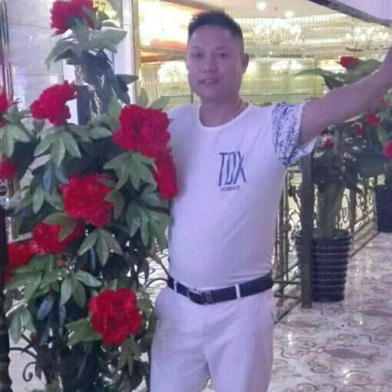 阳光男人