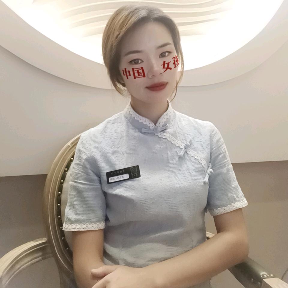 柳大小姐美画美甲美睫润达国际店