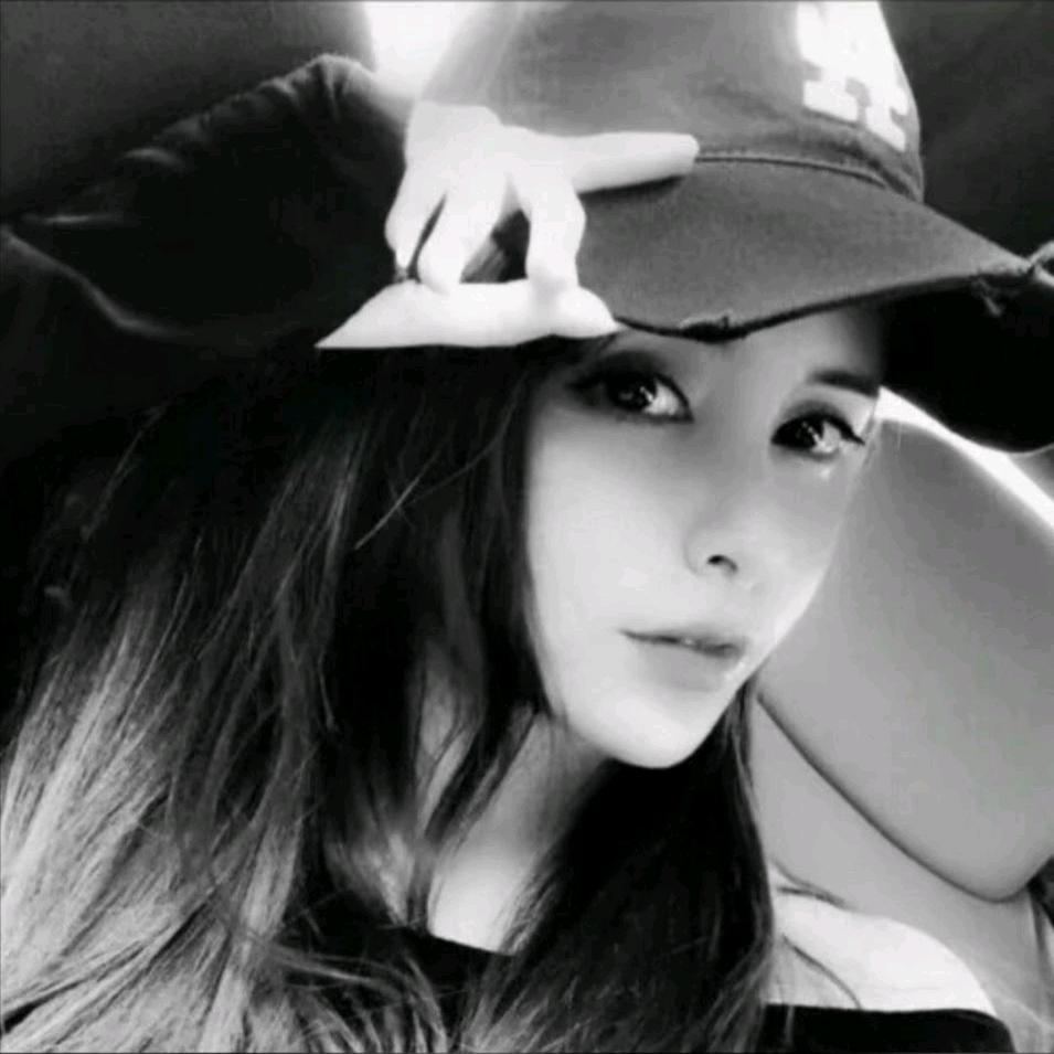 小梅💋💋