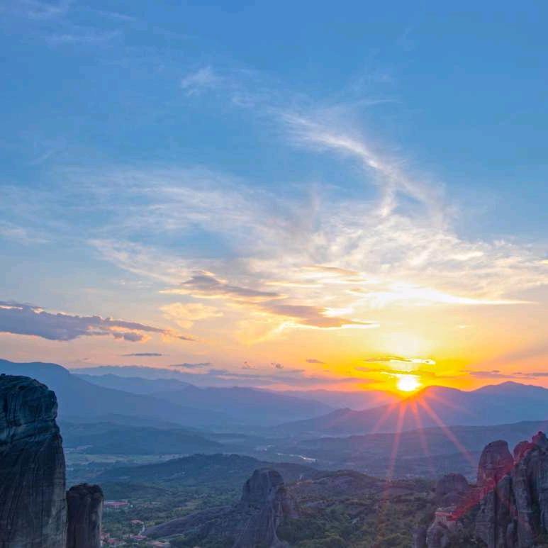 绝缘体美妆服饰商贸