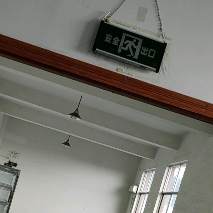 余姚市佰仕腾蛟电子商务有限公司
