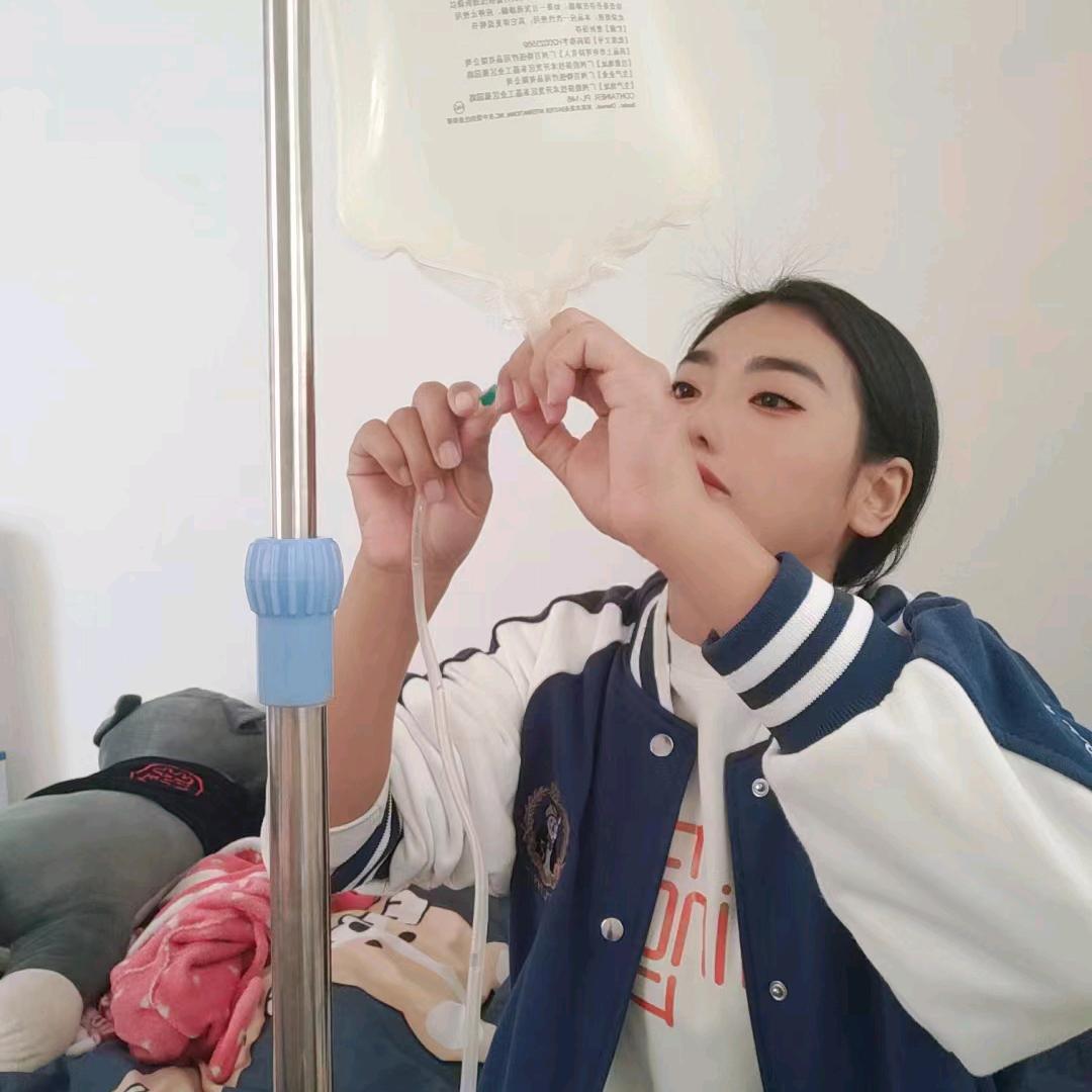 尿毒症菲菲（橱窗有好物）