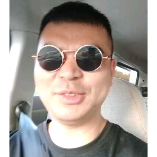 兔三哥大胡子