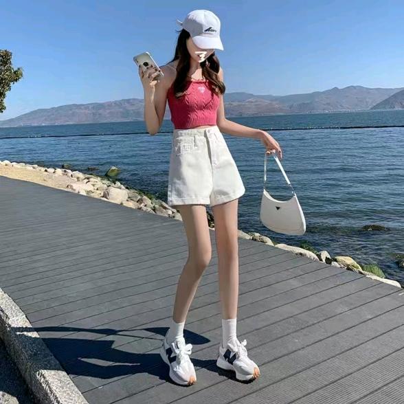 梅州市梅县区欧米娜服饰店