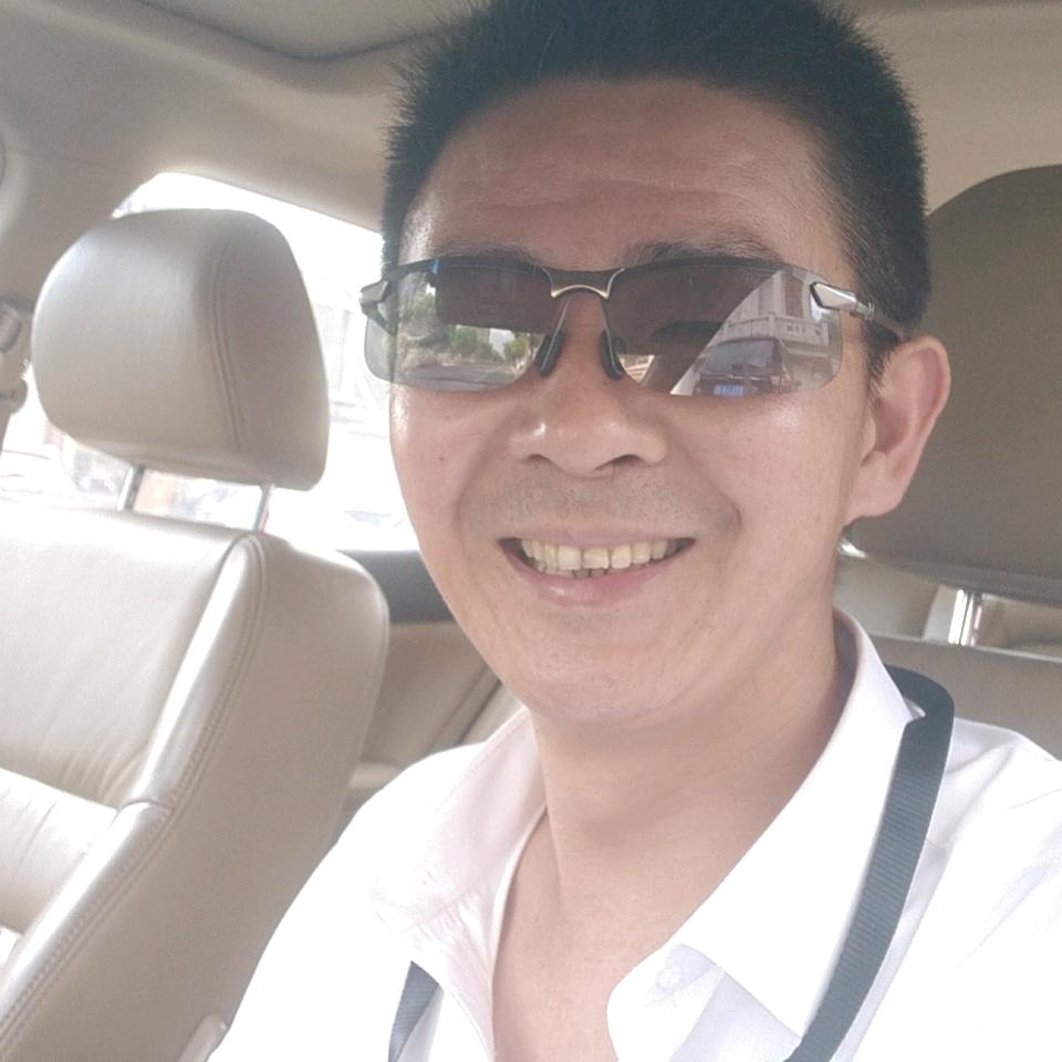 房产专业顾问、 强哥