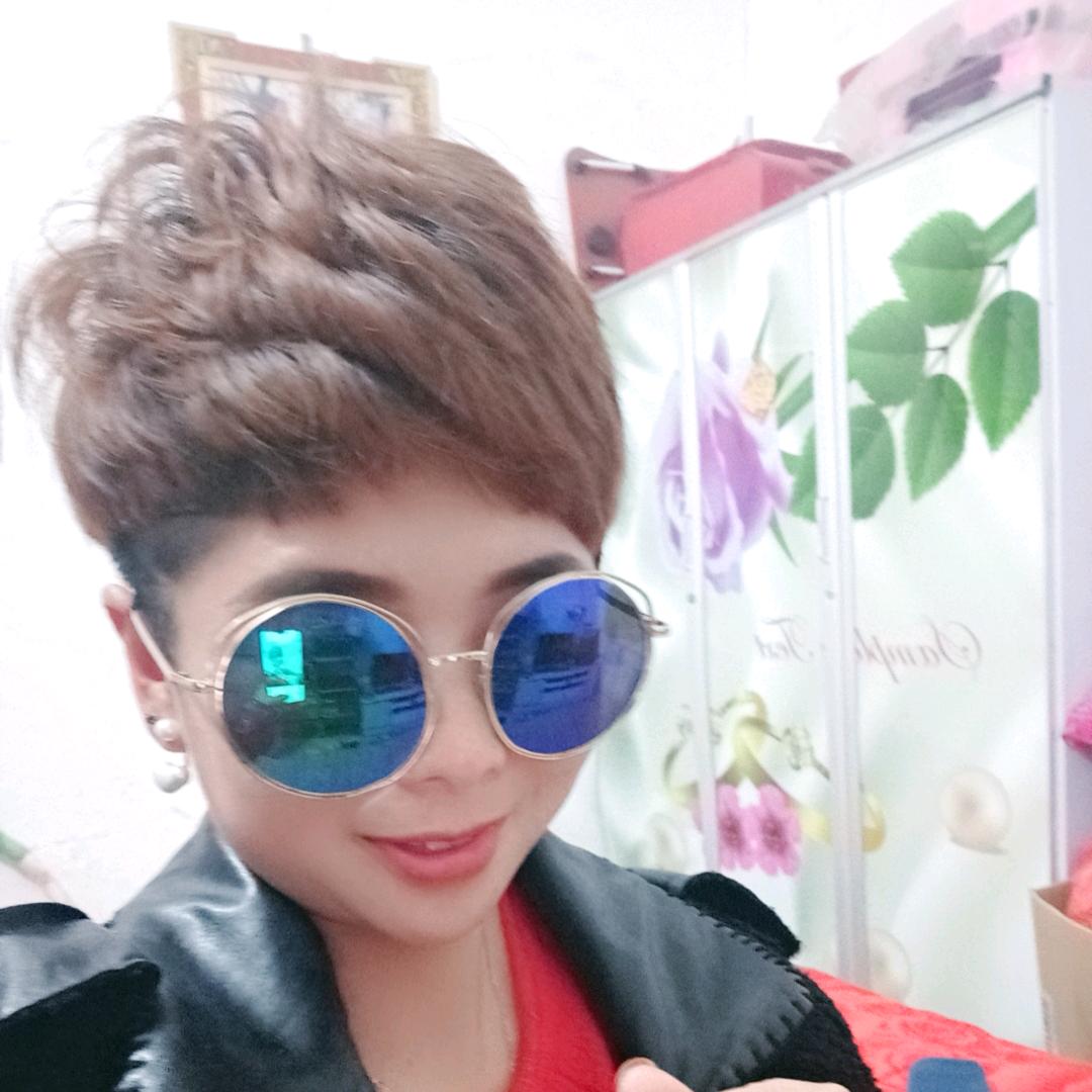 蓝色小精灵