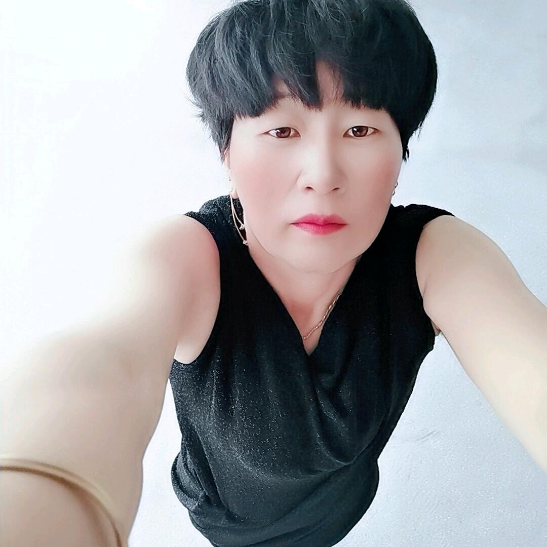 放下再无期待、无所畏惧的单身女人