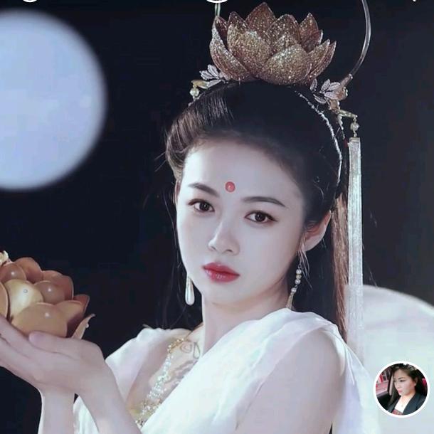 负债的单身小姐姐