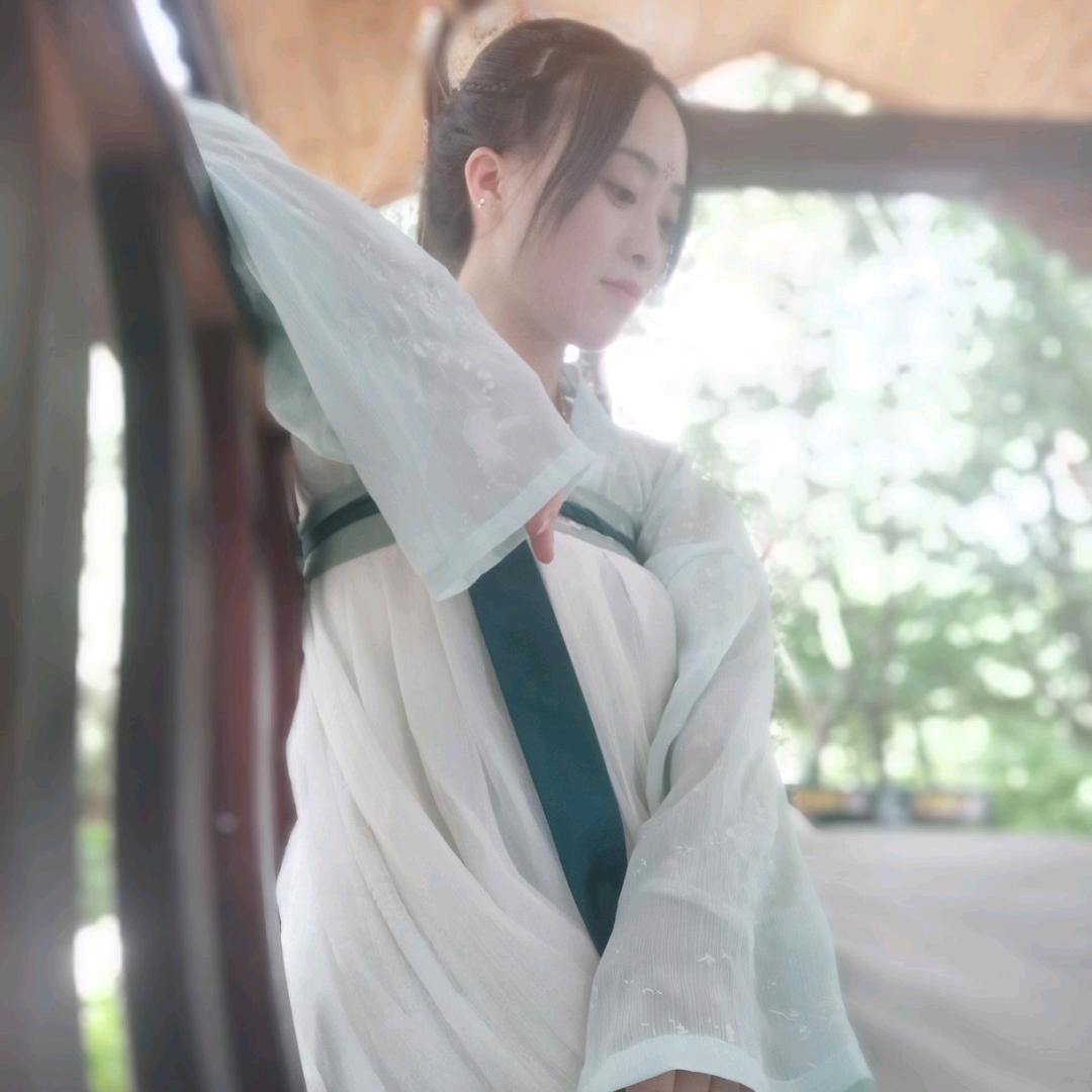颜