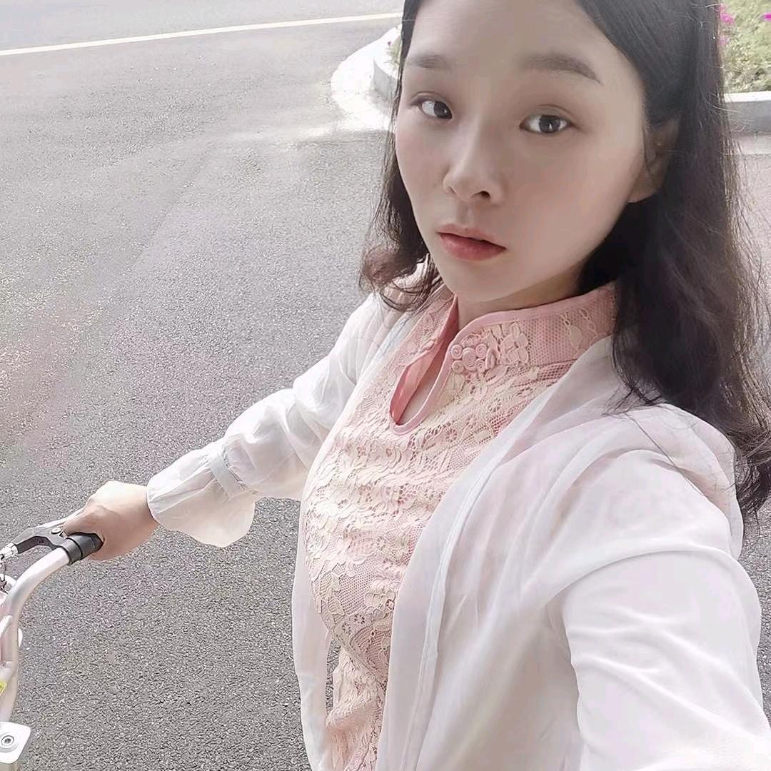 爱学习的姑娘