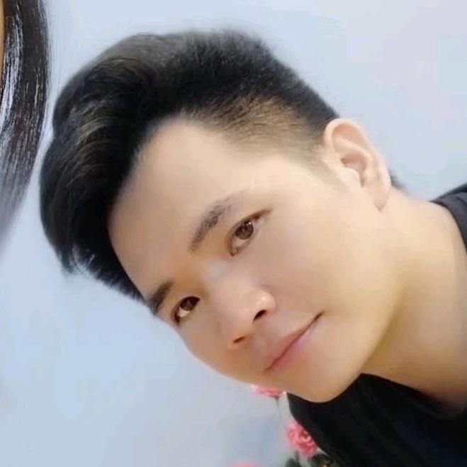 小哥