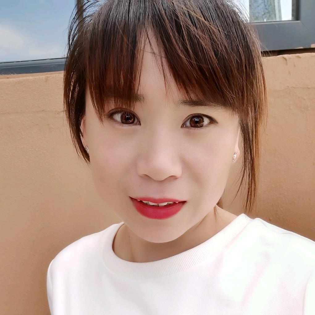 露娜娜