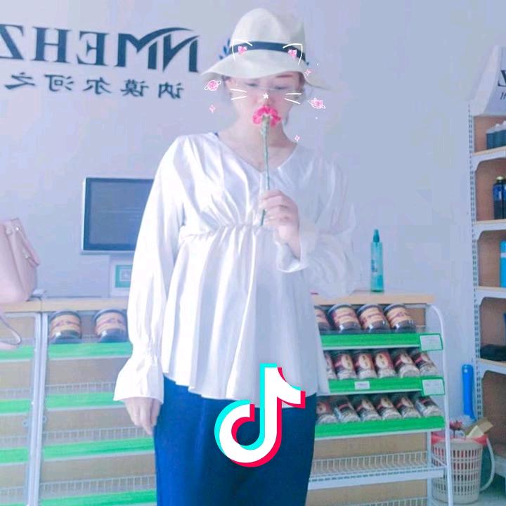 A. || 卡佳