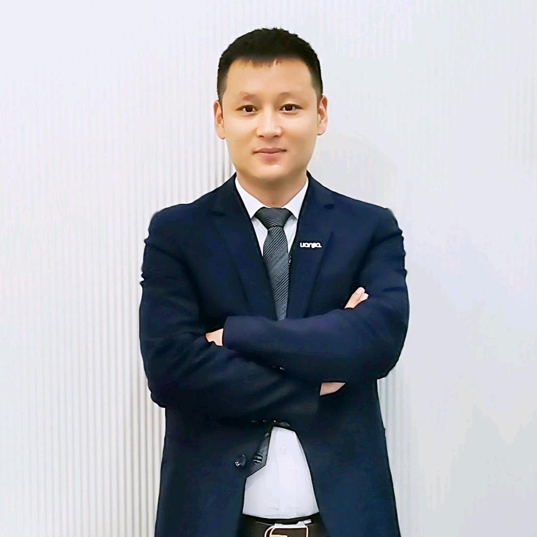 房产咨询师张飞