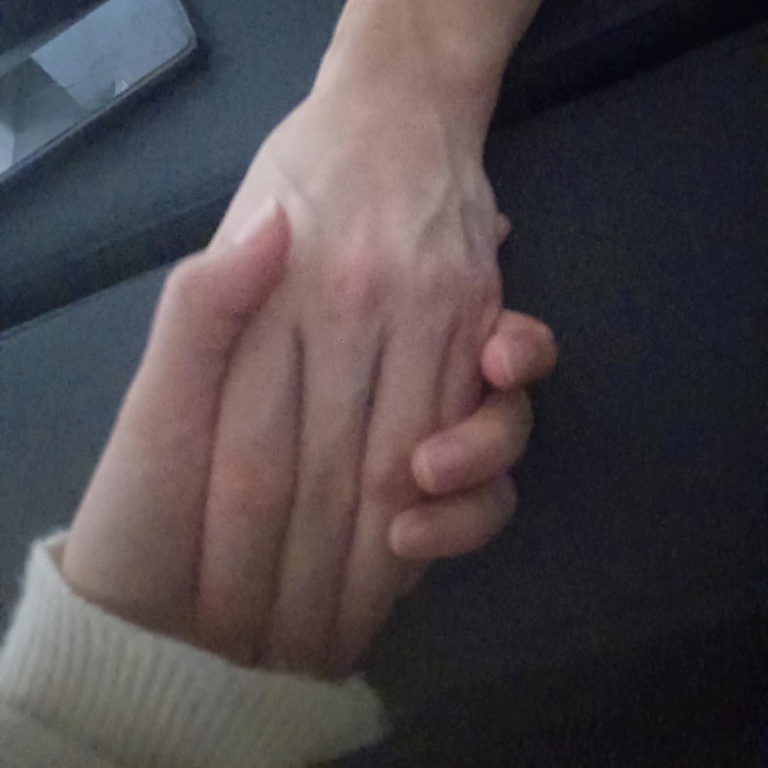H-gg-M
