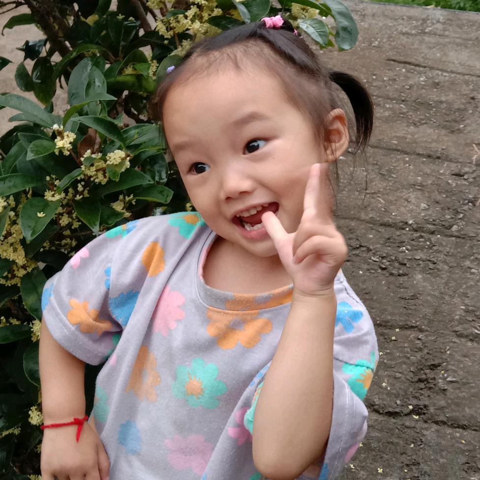 用户529655438816`.∞;1