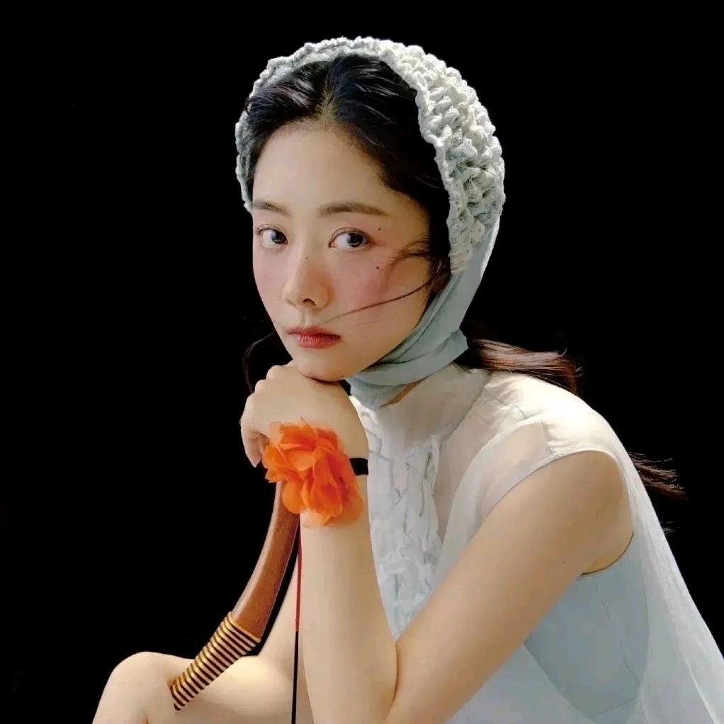 明媚💋
