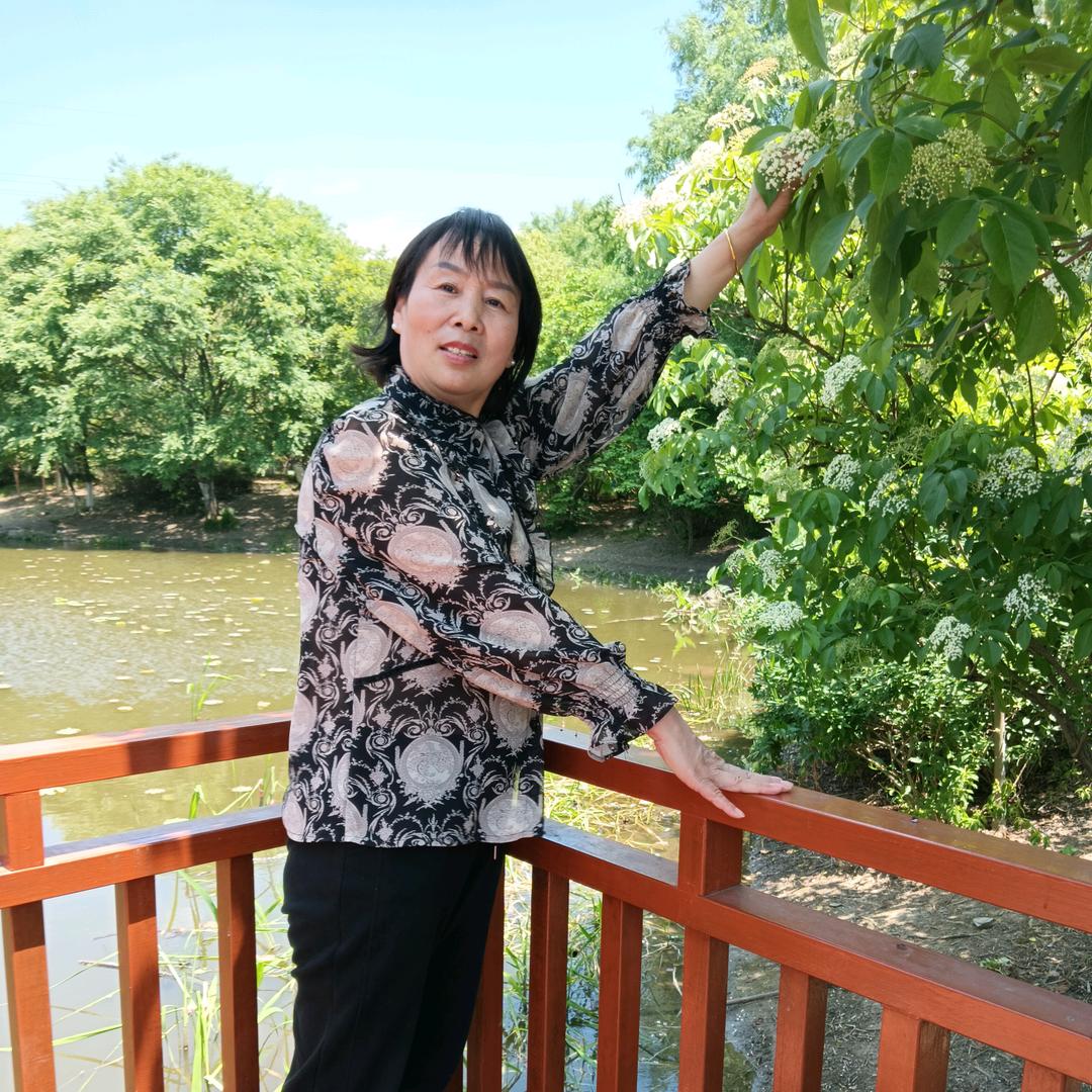 萌外婆