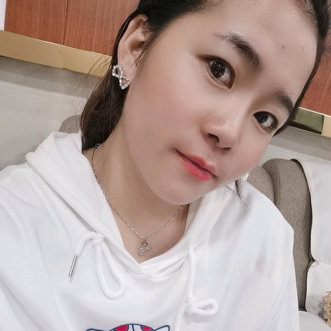 白兔谭沐焱专业修脚—梅子