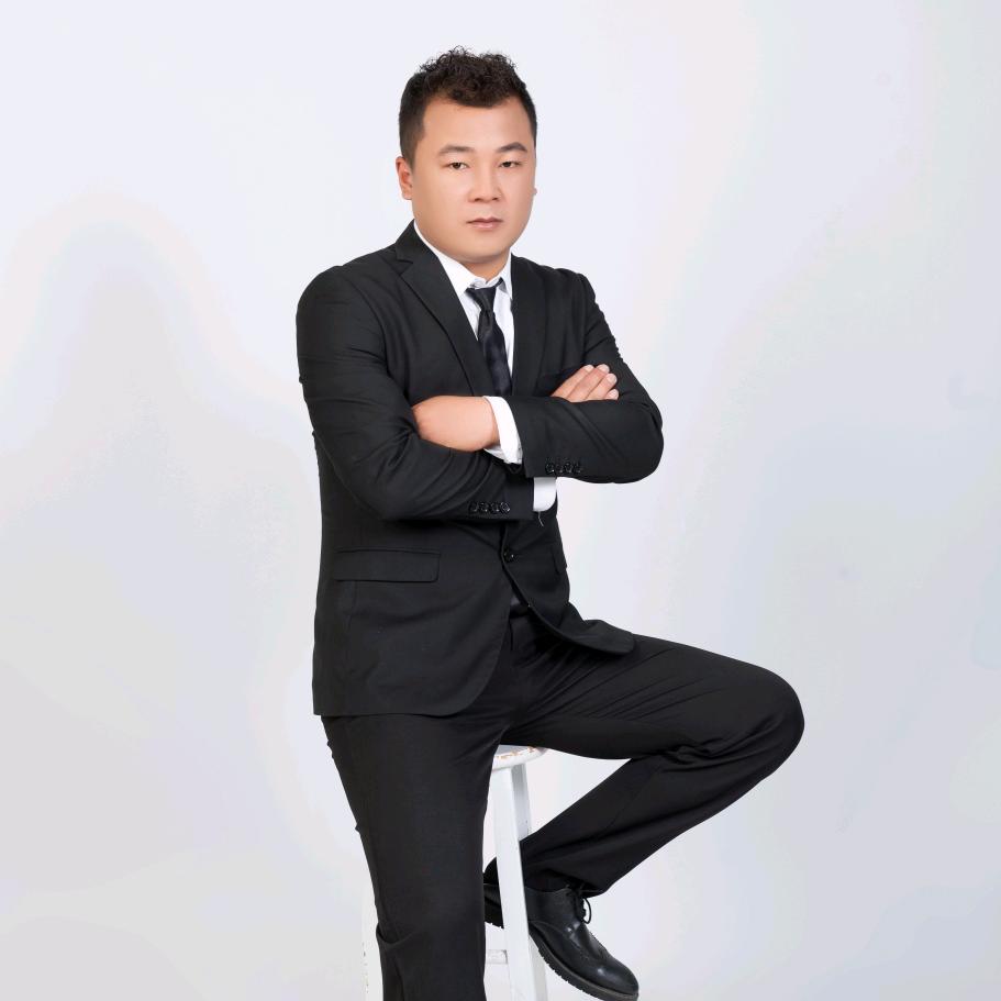 蒋银龙