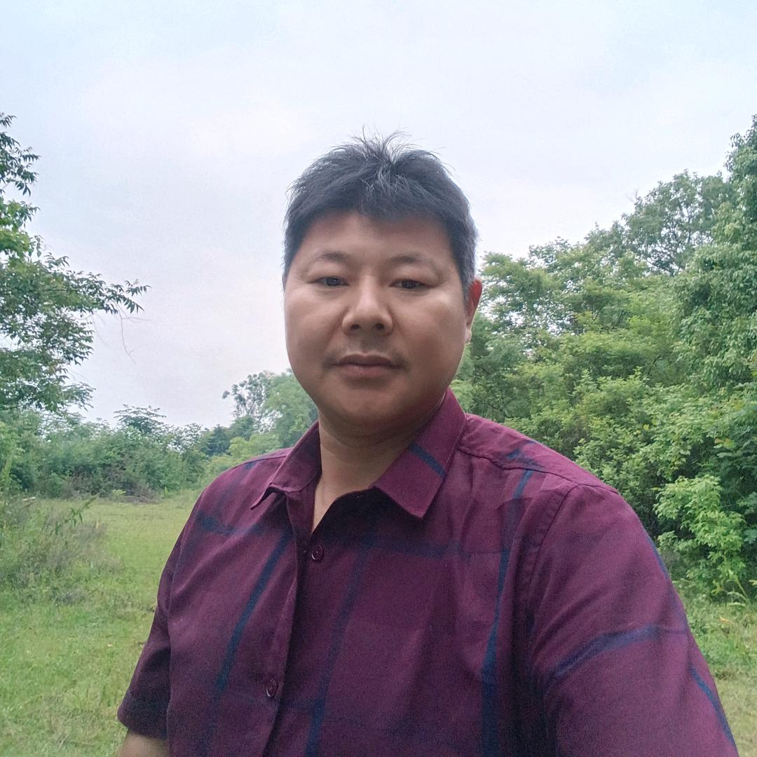邬华平