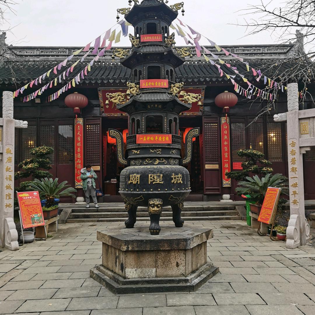刘记，米线热干面。
